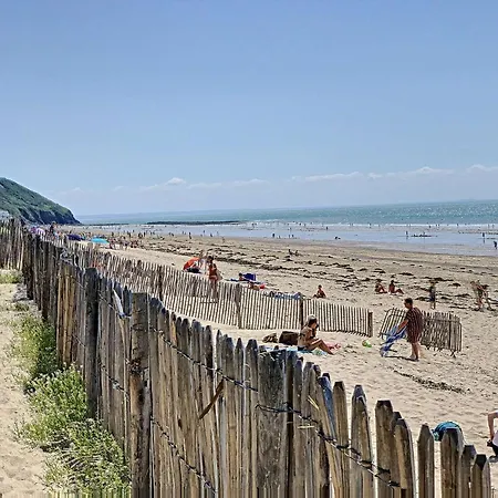 Cosy A 100m De La Et Des Commerces, Centre De - Fr-1-361-37 *